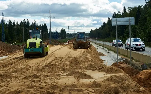 Песчаная подушка на дороге