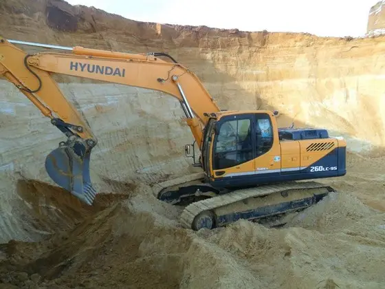 Гусеничный экскаватор Hyundai R260LC-9S Hyundai R260LC-9S